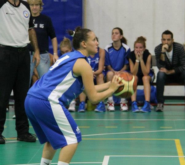 Basket femminile Varese Biasion tiro libero
