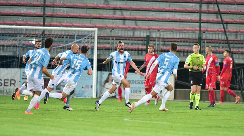 Giana ErminioPro Patria in FOTO VareseSport